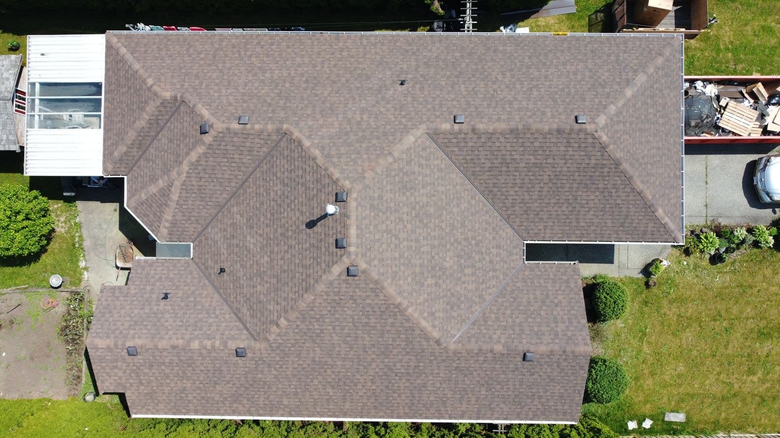 Brown asphalt shingle replacement